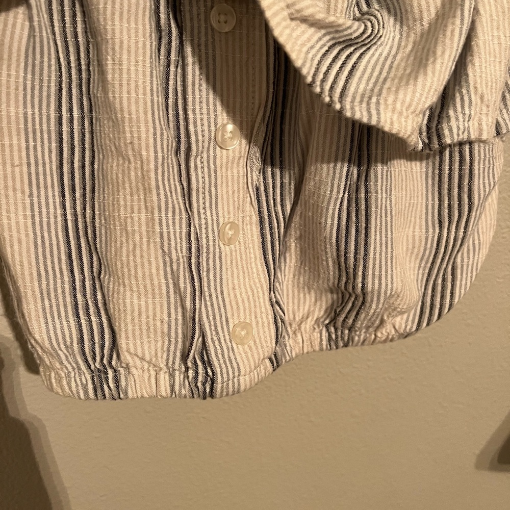 Volcom Crop Tee - Picture 3 of 3